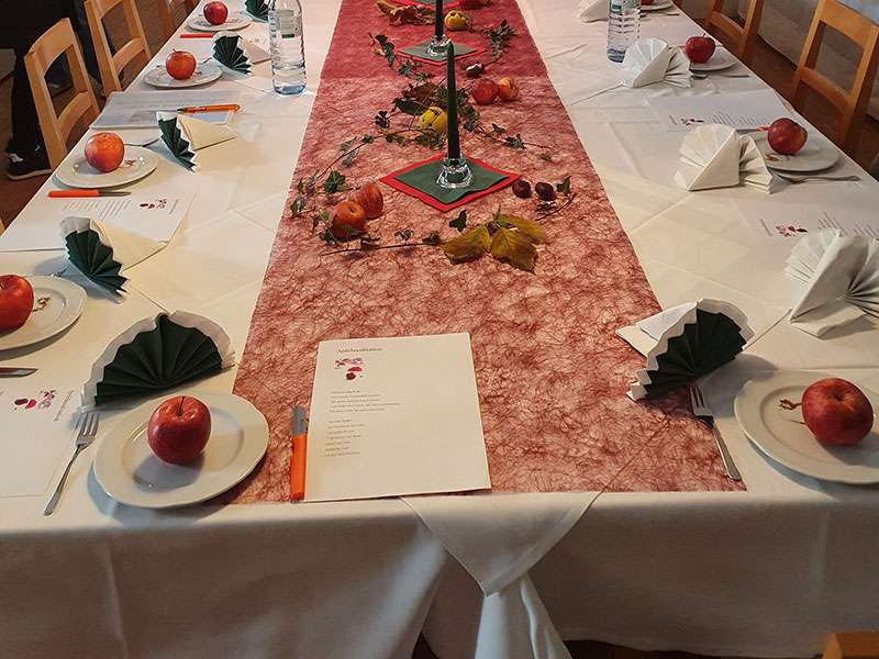Kloster Pernegg Gedeckter Tisch