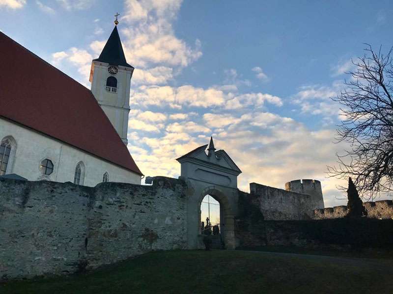 Kloster Pernegg am Morgen