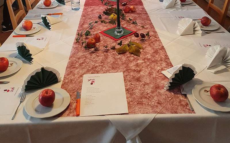 Kloster Pernegg Gedeckter Tisch